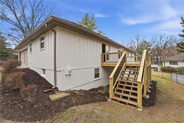 12614 Ensley Lane, Leawood, KS 66209