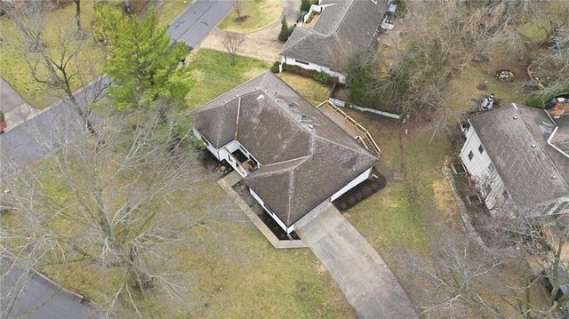 12614 Ensley Lane, Leawood, KS 66209