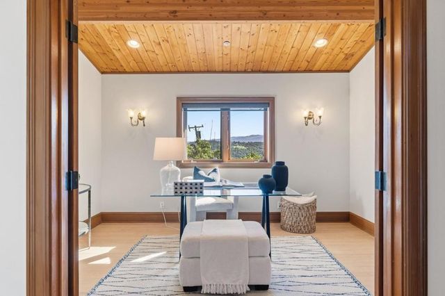 36 Loma Road, Redwood City, CA 94062