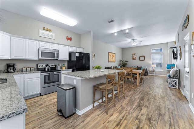 15208 Beach Way Dr, Corpus Christi, TX 78418