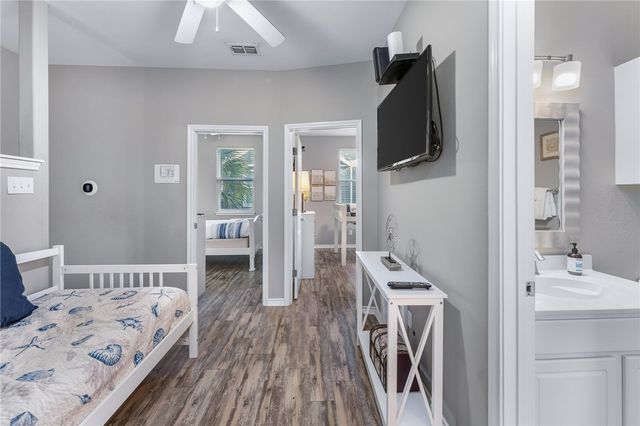 15208 Beach Way Dr, Corpus Christi, TX 78418