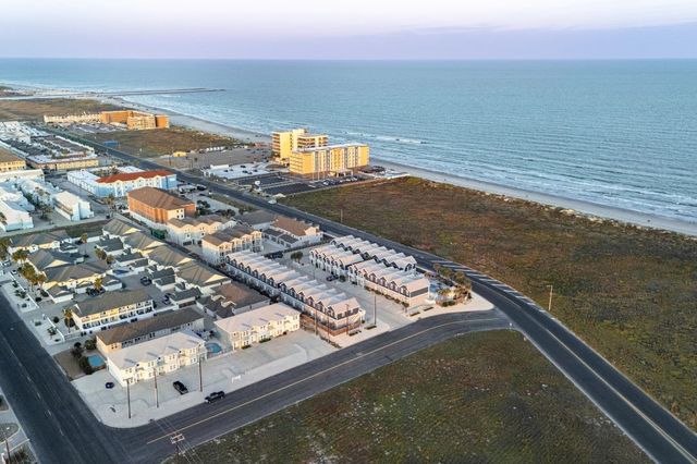 15208 Beach Way Dr, Corpus Christi, TX 78418