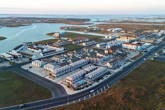 15208 Beach Way Dr, Corpus Christi, TX 78418