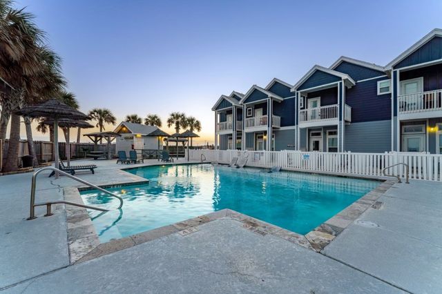 15208 Beach Way Dr, Corpus Christi, TX 78418