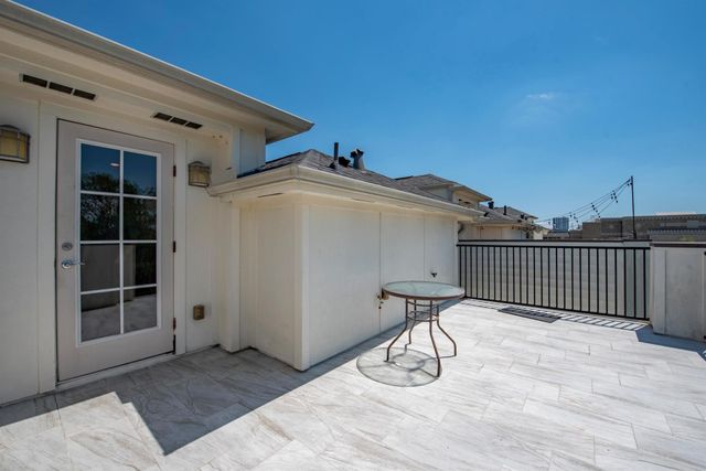 3406 La Branch Street C, Houston, TX 77004