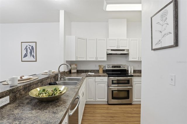 218 SW 145TH DRIVE 19, Newberry, FL 32669