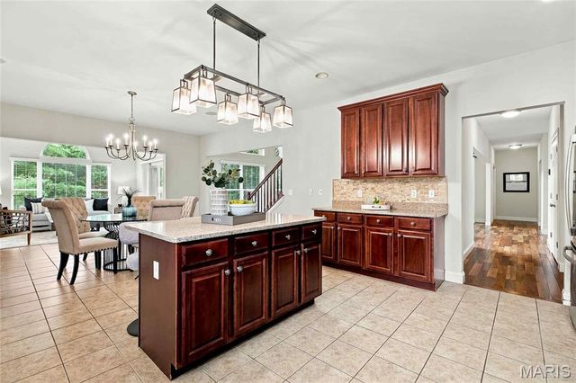 1316 Legacy Pointe Lane, Fenton, MO 63026