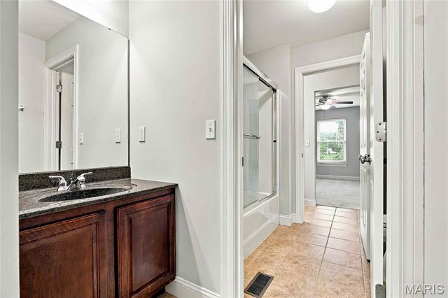 1316 Legacy Pointe Lane, Fenton, MO 63026