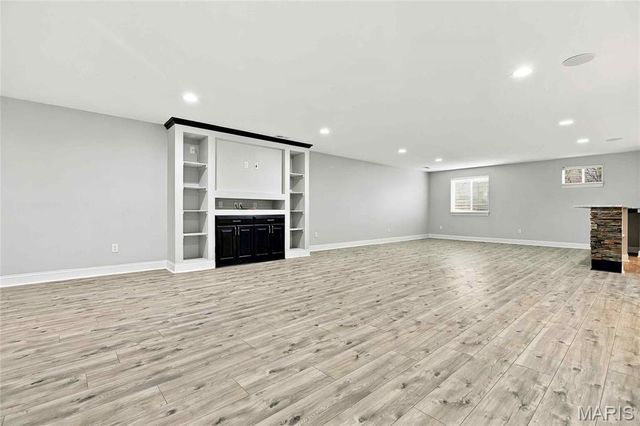1316 Legacy Pointe Lane, Fenton, MO 63026
