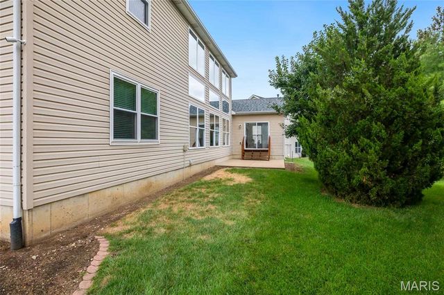 1316 Legacy Pointe Lane, Fenton, MO 63026