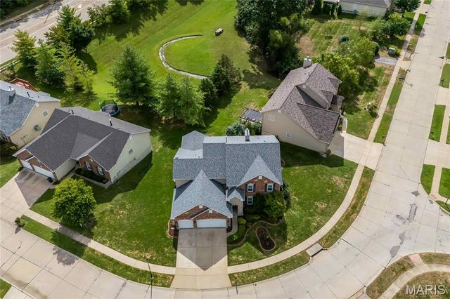 1316 Legacy Pointe Lane, Fenton, MO 63026