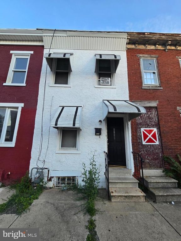 1005 W 8TH ST, Chester, PA 19013