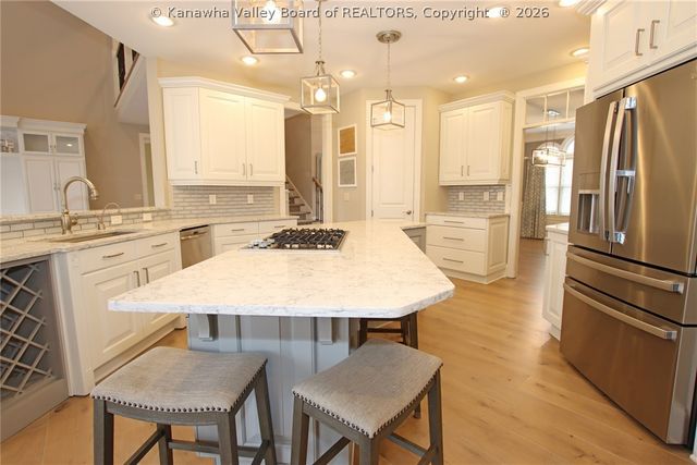 6005 Pinnacle View Drive, Hurricane, WV 25526