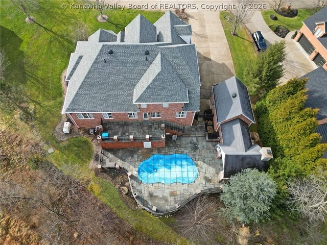 6005 Pinnacle View Drive, Hurricane, WV 25526