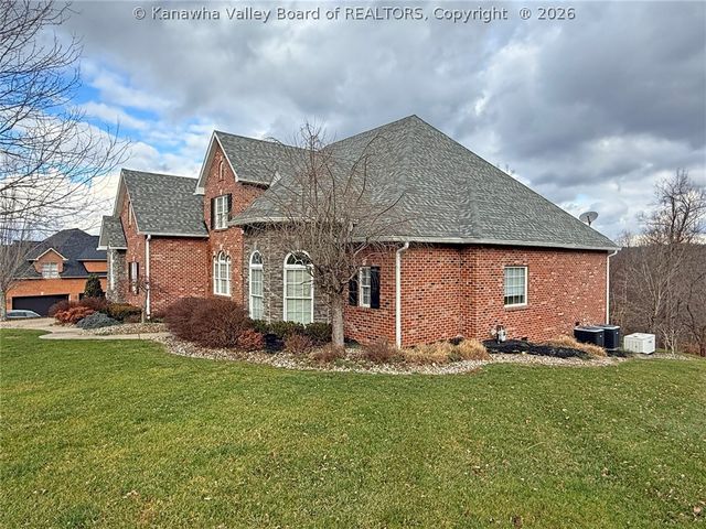 6005 Pinnacle View Drive, Hurricane, WV 25526