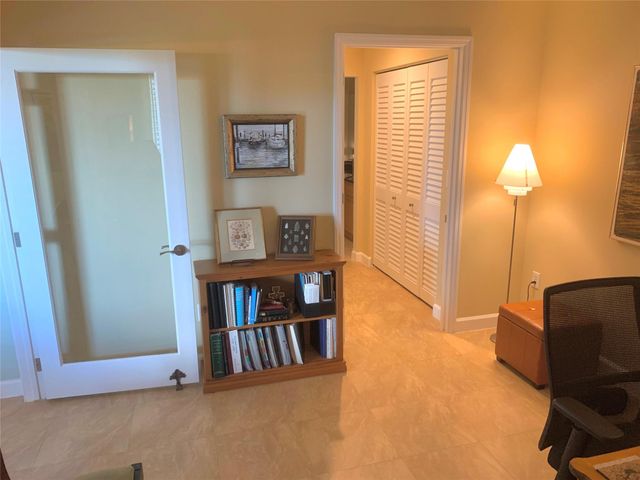 2301 Wilton Drive R409, Wilton Manors, FL 33305