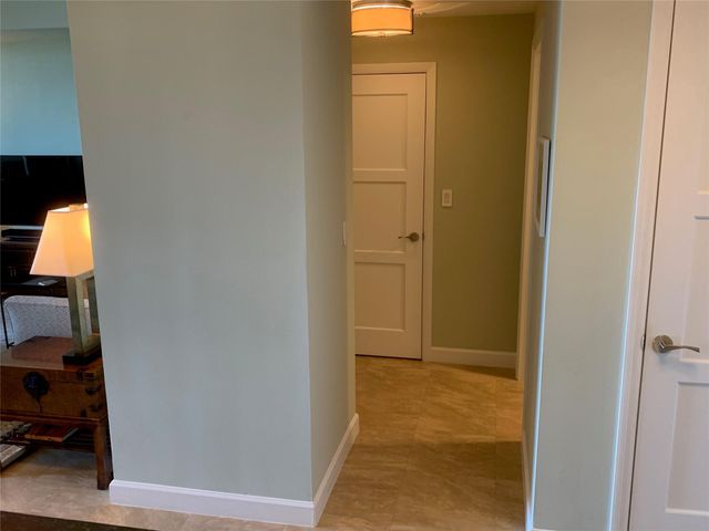 2301 Wilton Drive R409, Wilton Manors, FL 33305