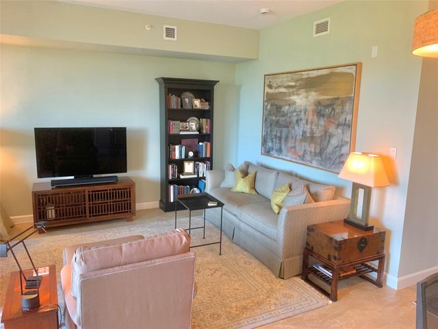 2301 Wilton Drive R409, Wilton Manors, FL 33305