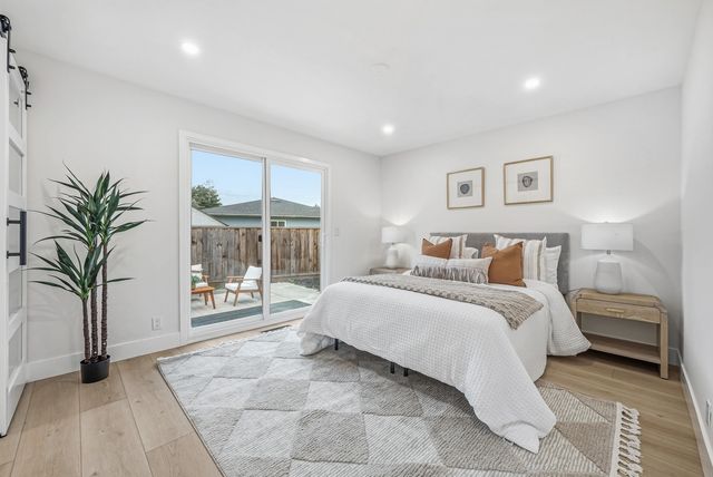 5912 Mayhews Landing Rd, Newark, CA 94560