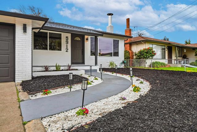 5912 Mayhews Landing Rd, Newark, CA 94560