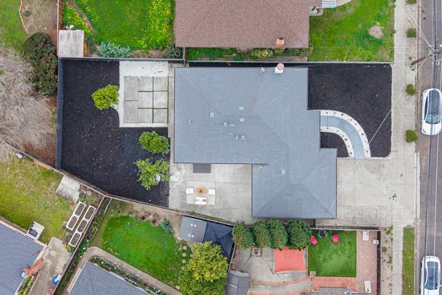 5912 Mayhews Landing Rd, Newark, CA 94560