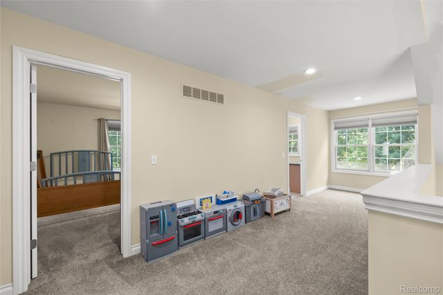 10182 Edgewood Drive, Grand Blanc Charter Township, MI 48439