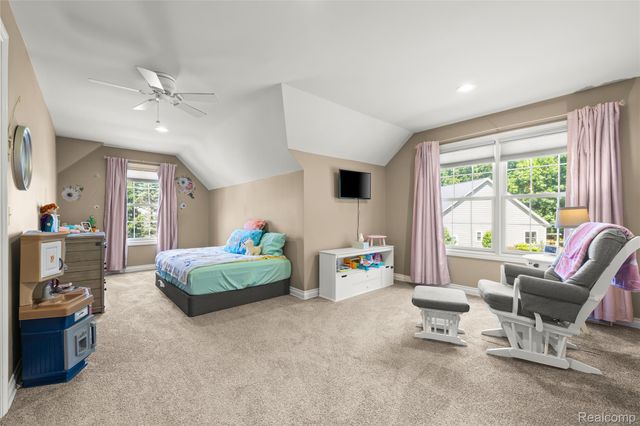 10182 Edgewood Drive, Grand Blanc Charter Township, MI 48439