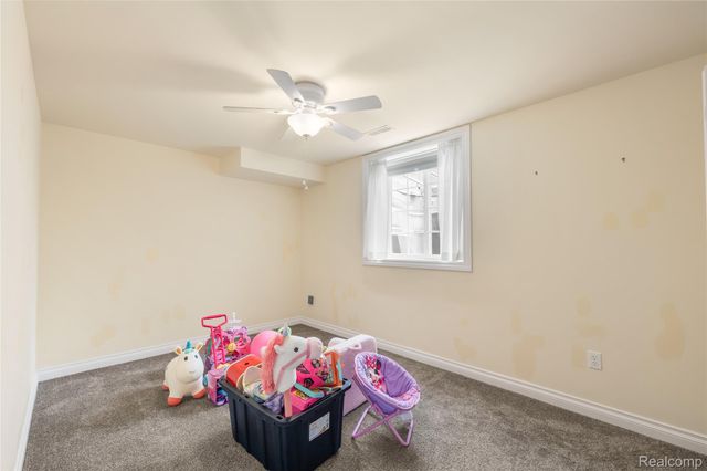 10182 Edgewood Drive, Grand Blanc Charter Township, MI 48439