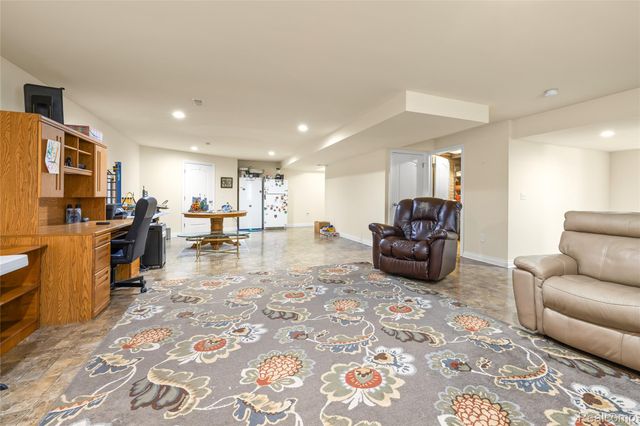 10182 Edgewood Drive, Grand Blanc Charter Township, MI 48439