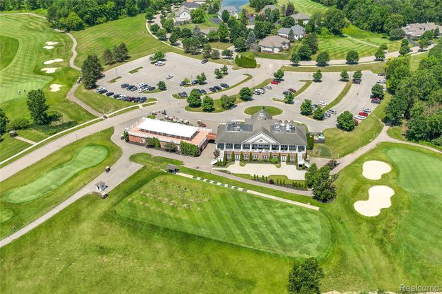 10182 Edgewood Drive, Grand Blanc Charter Township, MI 48439