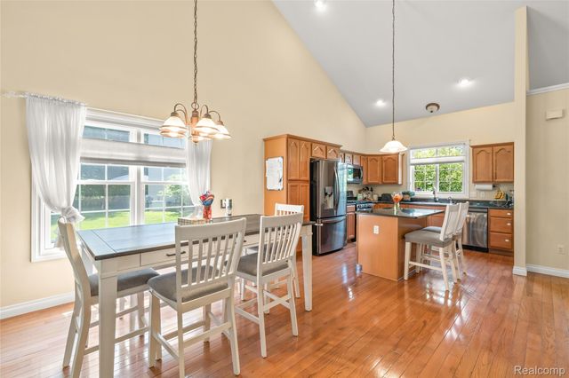 10182 Edgewood Drive, Grand Blanc Charter Township, MI 48439