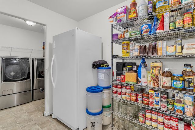 283 W KESTREL DR, Saratoga Springs, UT 84045