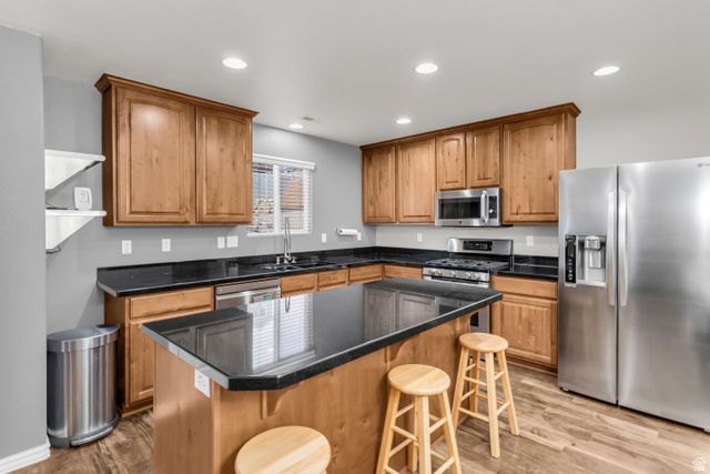 283 W KESTREL DR, Saratoga Springs, UT 84045
