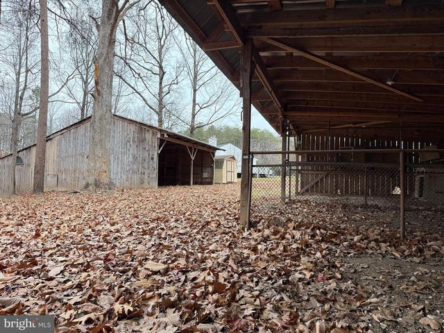 5323 GREATMEADE LN, Sumerduck, VA 22742