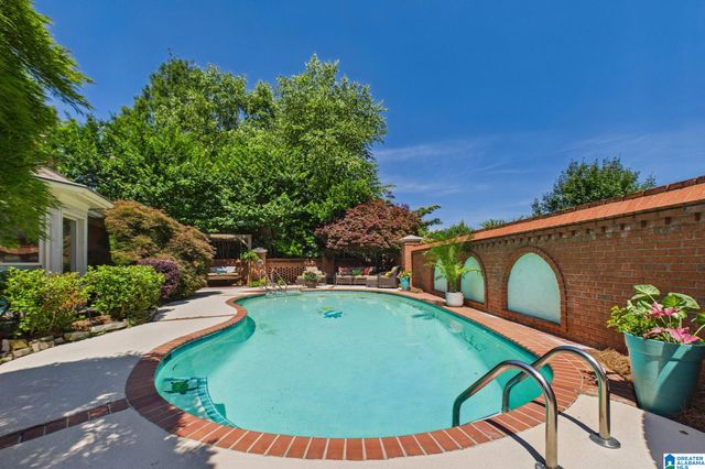345 WILLOW CREST LANE, Hoover, AL 35244