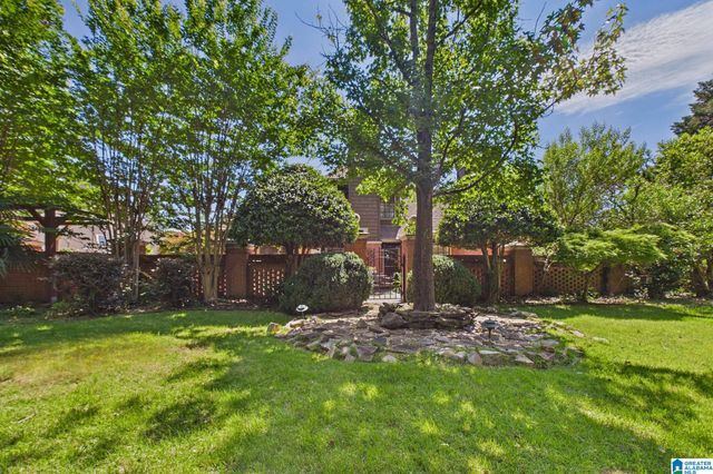 345 WILLOW CREST LANE, Hoover, AL 35244