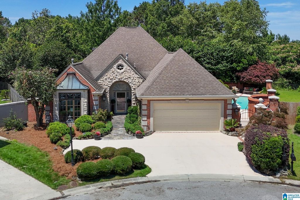 345 WILLOW CREST LANE, Hoover, AL 35244