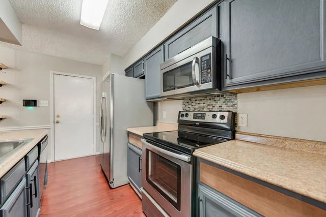837 Blue Ridge Drive, Burleson, TX 76028