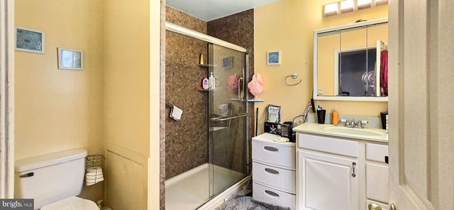 20 POPLAR AVE, Wilmington, DE 19805