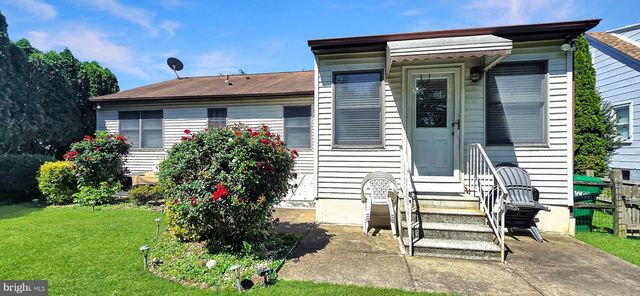 20 POPLAR AVE, Wilmington, DE 19805