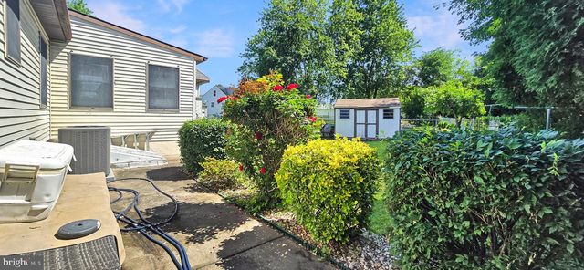 20 POPLAR AVE, Wilmington, DE 19805