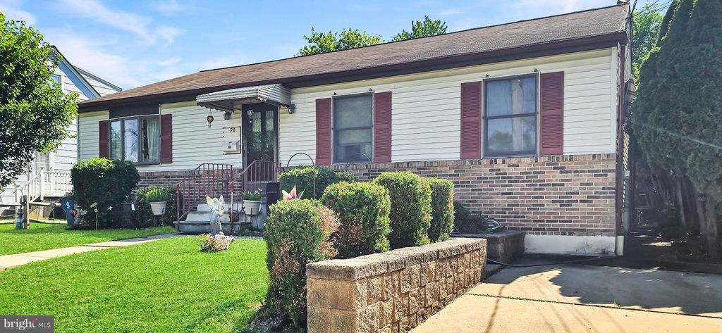 20 POPLAR AVE, Wilmington, DE 19805