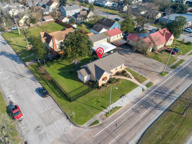 5012 Irvington Boulevard, Houston, TX 77009