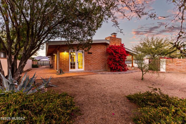 3685 E Baker Place, Tucson, AZ 85716