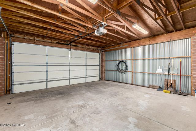 3685 E Baker Place, Tucson, AZ 85716