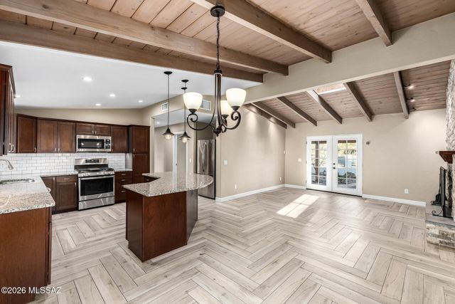 3685 E Baker Place, Tucson, AZ 85716