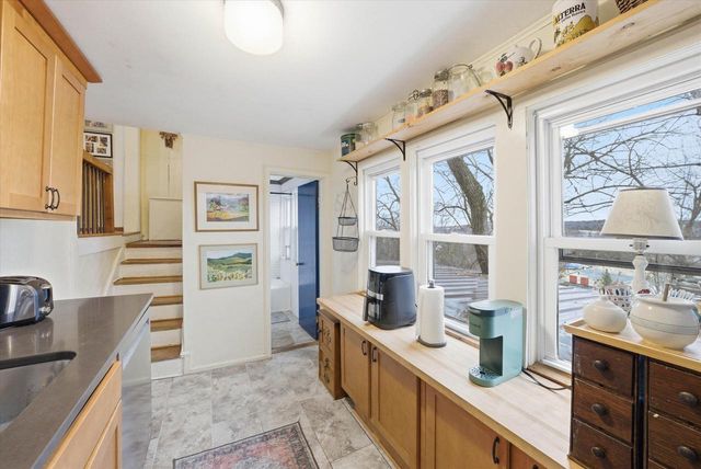 1576 Highland AVENUE, Hubertus, WI 53033