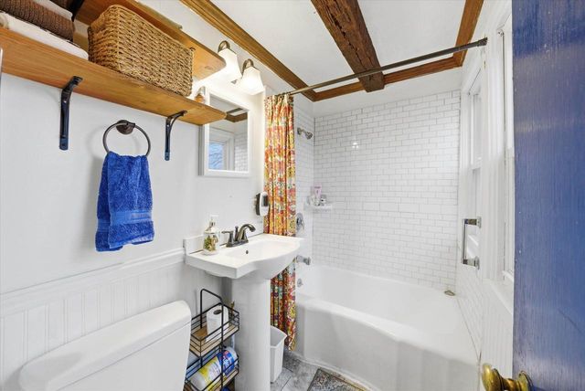 1576 Highland AVENUE, Hubertus, WI 53033