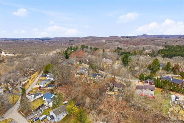 1576 Highland AVENUE, Hubertus, WI 53033