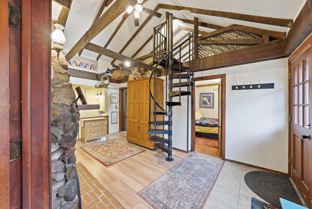 1576 Highland AVENUE, Hubertus, WI 53033